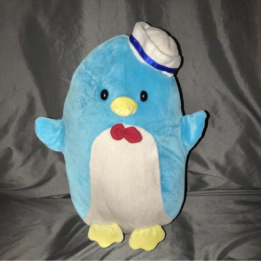 2015 fiesta sanrio Japan hello kitty tuxedosam penguin plush